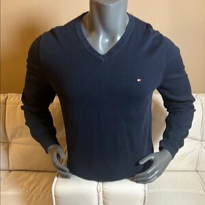 Tommy Hilfiger Men’s V-Neck Blue Sweater with Classic Fit Size Large